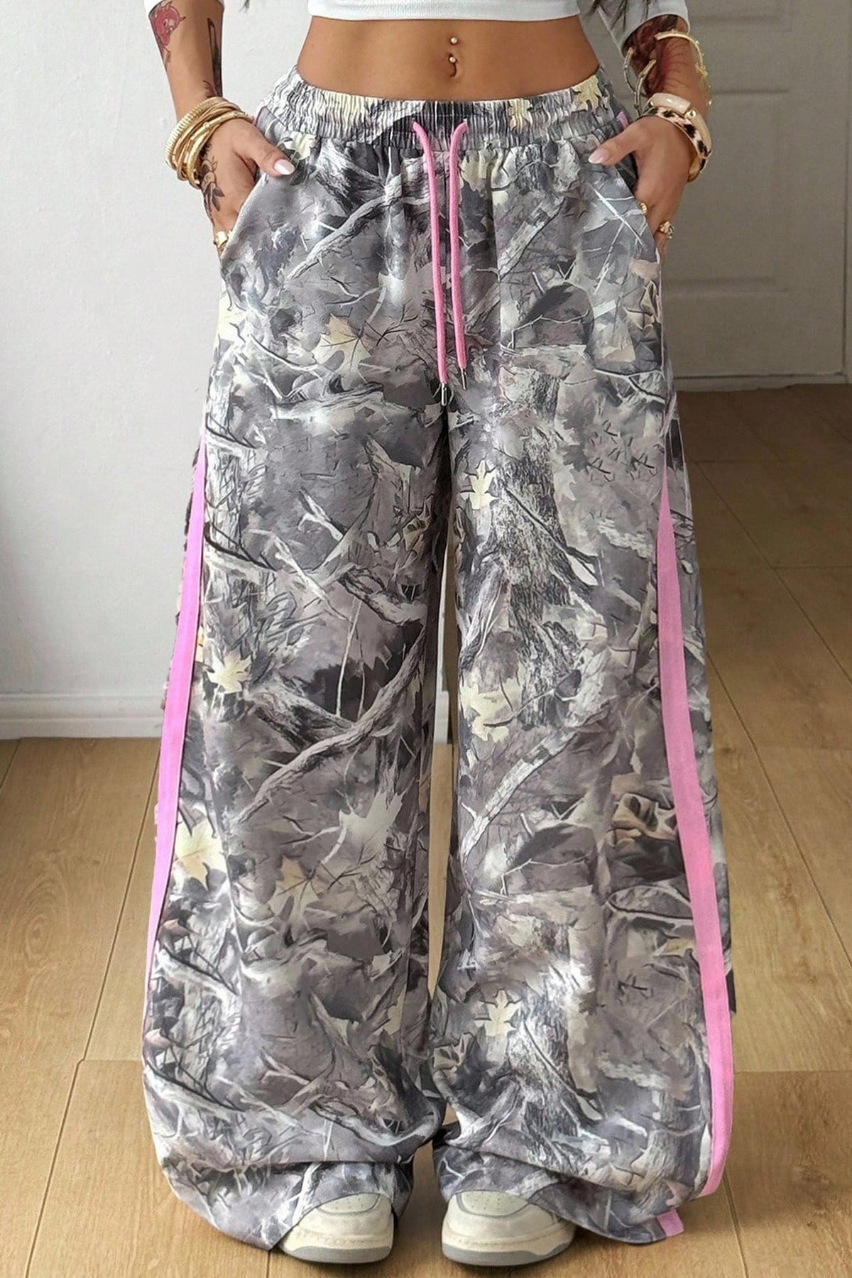 Gray Camo Woodland Print Color Block Detail Drawstring Wide Leg Sweatpants