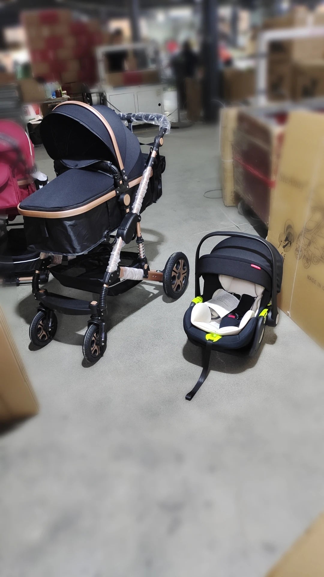 Baby Stroller Combo Car Seat - Infant Pushchair with Carry Cot Foldable Reversible Pram,Travel System with Isofix Base Upto 5lbs