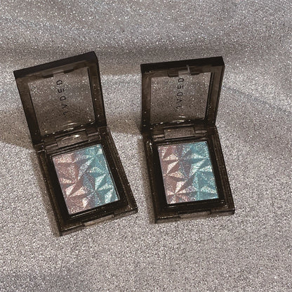 Chameleon Gradient Eyeshadow Palette Glitter Smokey Silver Blue Highlighter Metallic Pearlescent Eyes Makeup Lasting Brightening
