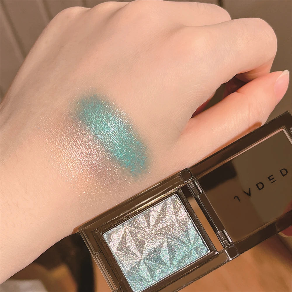 Chameleon Gradient Eyeshadow Palette Glitter Smokey Silver Blue Highlighter Metallic Pearlescent Eyes Makeup Lasting Brightening