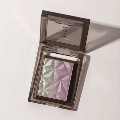 Chameleon Gradient Eyeshadow Palette Glitter Smokey Silver Blue Highlighter Metallic Pearlescent Eyes Makeup Lasting Brightening