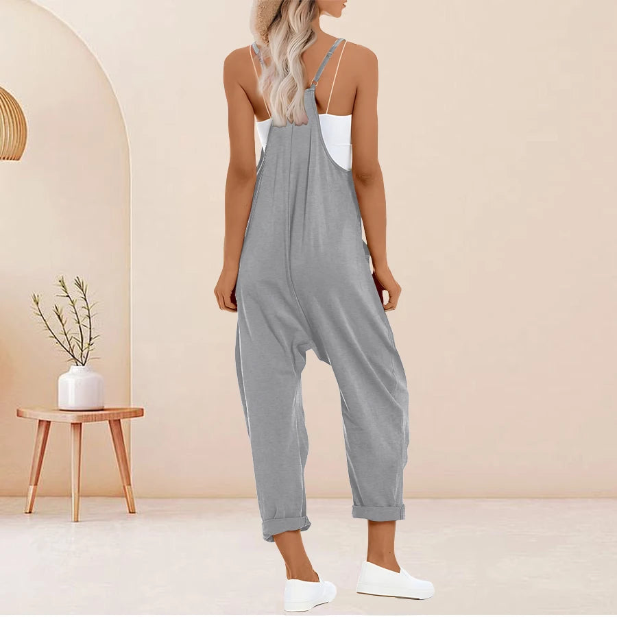 Plus Size Solid Sleeveless V Neck Jumpsuit with Slip Pockets, Casual Women's Clothing