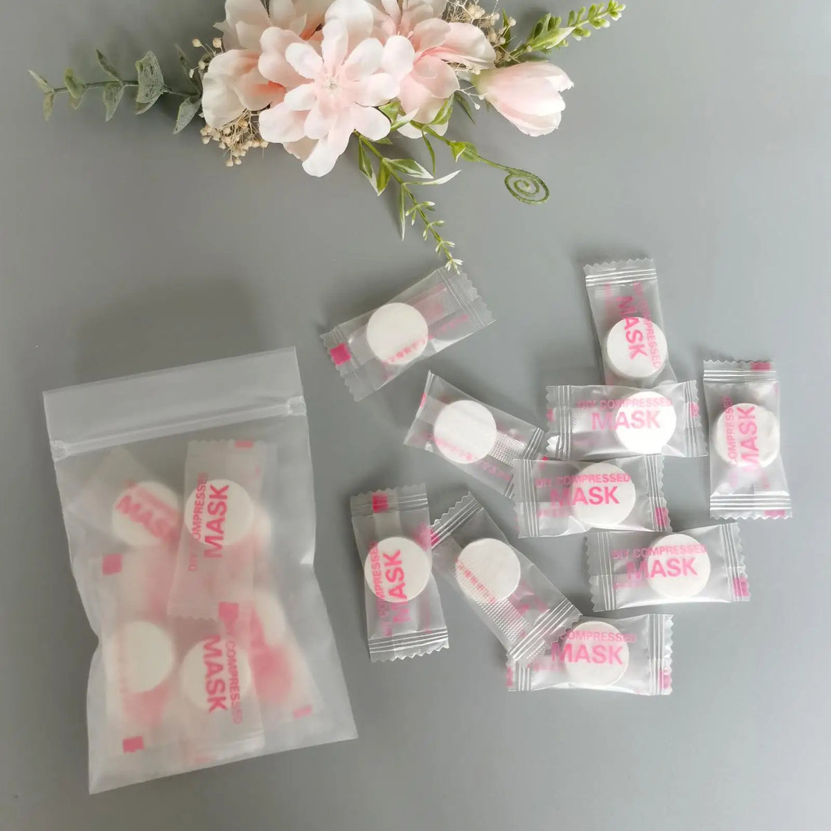NEW High-end 30/50PCS Disposable Compressed Facial Mask Portable Non-woven Face Mask Facial Towel Coin Cotton Wrapped Tissues