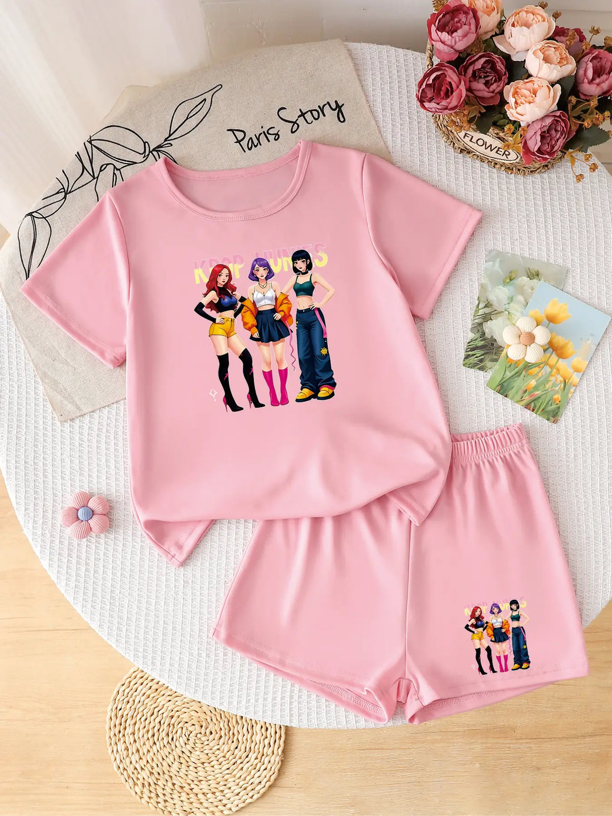 Girls' K-POP Street Style 2-Piece Outfit: Colorful Idols Graphic Tee & Shorts Set