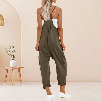 Plus Size Solid Sleeveless V Neck Jumpsuit with Slip Pockets, Casual Women's Clothing