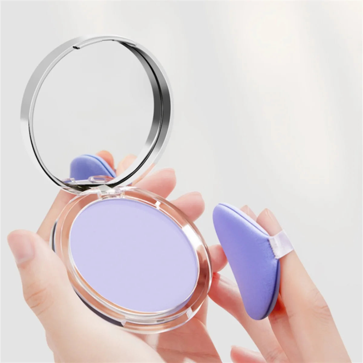 Delicate Two-Color Compact Powder Lightweight Natural Makeup Setting Portable Aesthetic Beauty Tool Smooth Transition