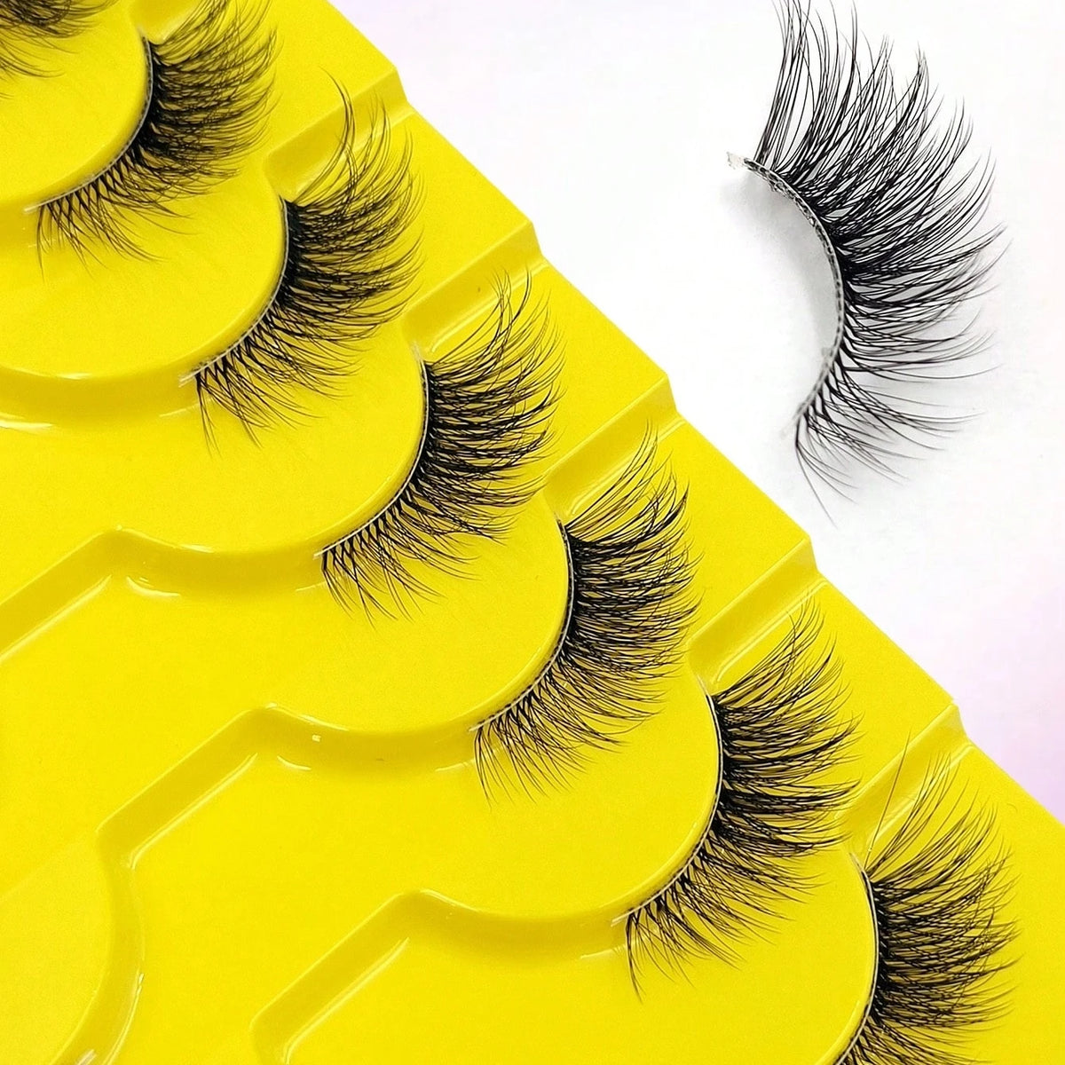 10 Pairs Elegant Faux False Eyelashes, Wispy Cat Eye Design for Natural Fluffiness - Perfect for Everyday Glam