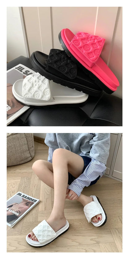 Ladies Magic Sticker Flat Slippers 2025 Summer New Designer Luxury Sandals for Women Elegant Home Flat Slippers Zapatos De Mujer