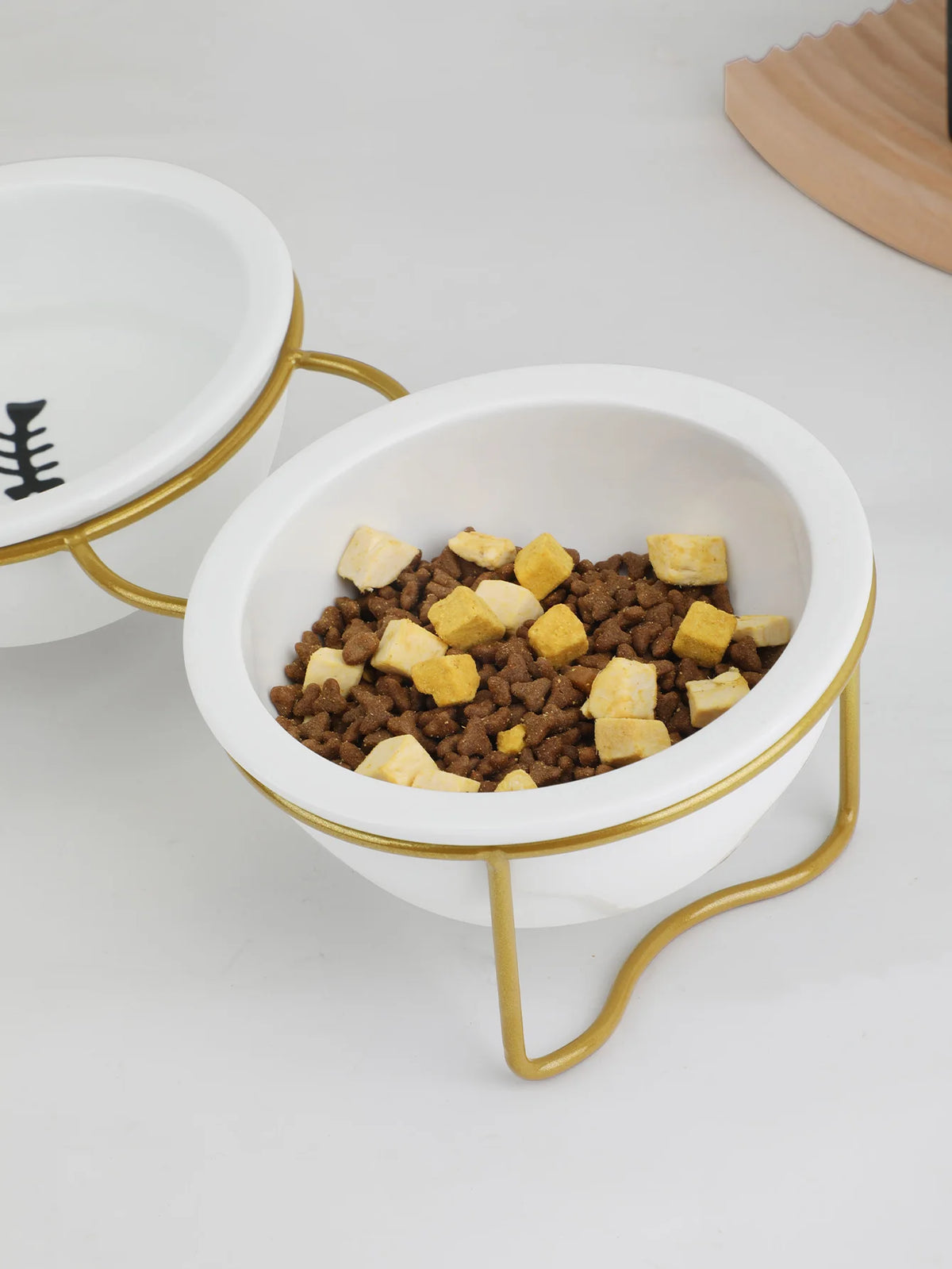 1 Set Elevated Ceramic Cat Bowls 1 Set Non-Slip Ceramic Cat Food And Water Bowls With Iron Bracket, Elevated Tilted Cat Feeder
