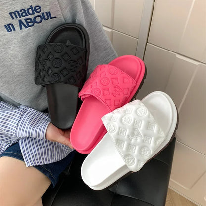 Ladies Magic Sticker Flat Slippers 2025 Summer New Designer Luxury Sandals for Women Elegant Home Flat Slippers Zapatos De Mujer