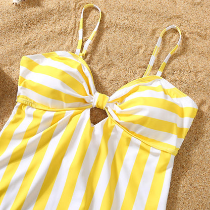 Family Swimsuit Mother Daughter Swimwear Father Son Swim Shorts 2023 Summer Striped Mom And Daughter Bikini Suit Matching Outfit