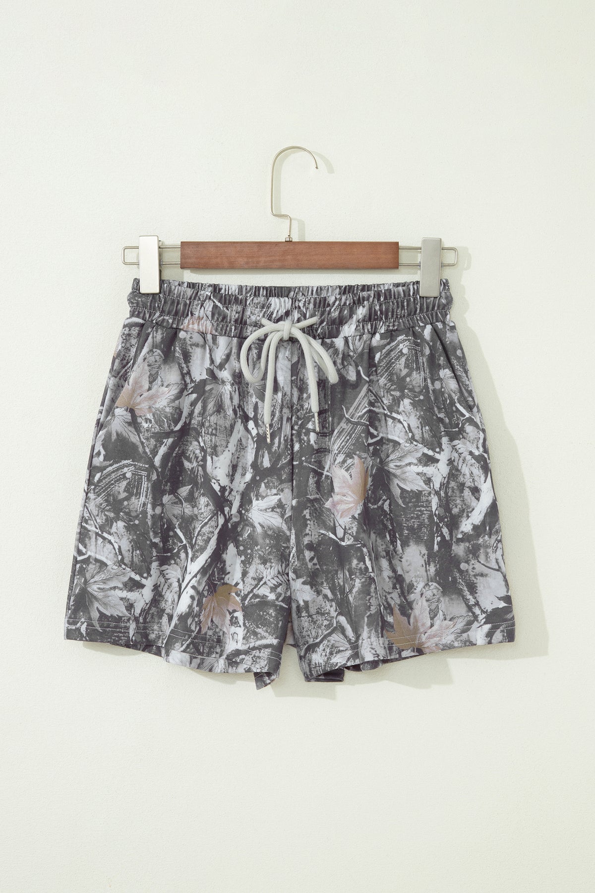 Gray Abstract Maple Leaf Printed Tie Elastic Waist Shorts